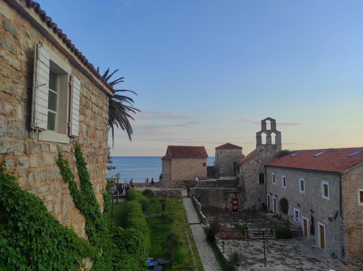 Freedom Hostel Budva Luaran gambar