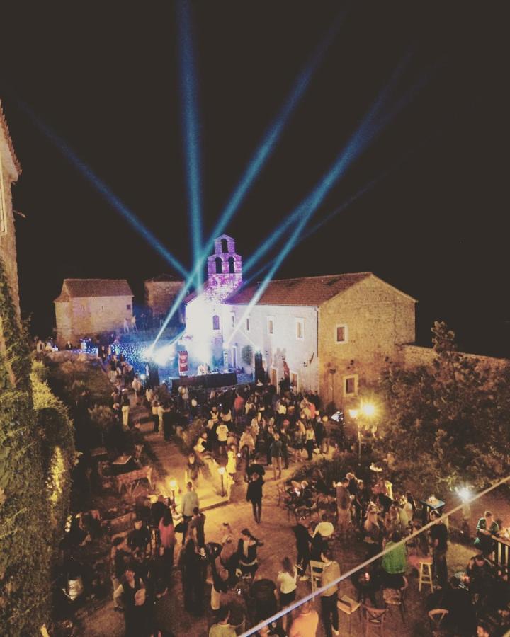 Freedom Hostel Budva Luaran gambar