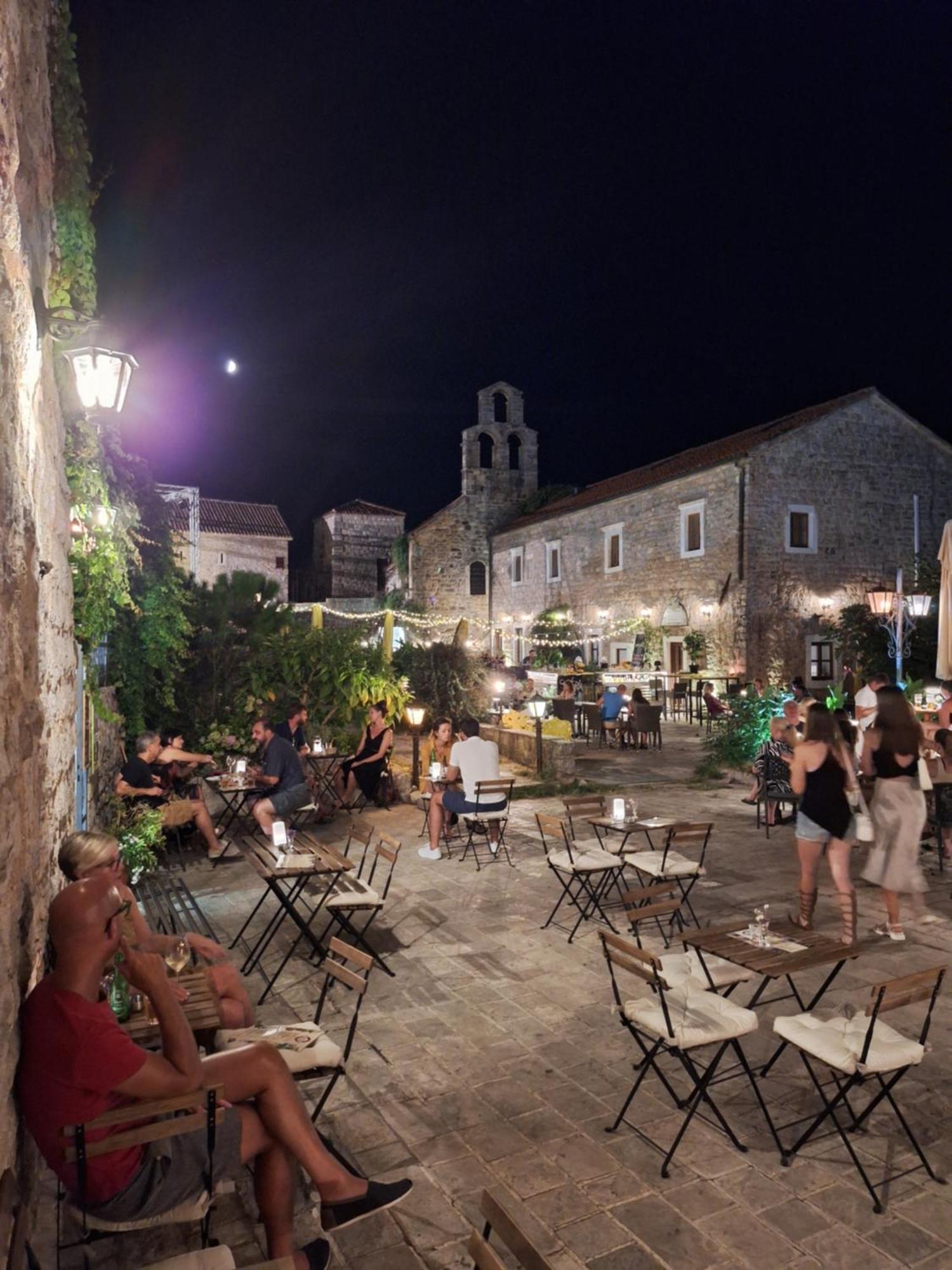 Freedom Hostel Budva Luaran gambar